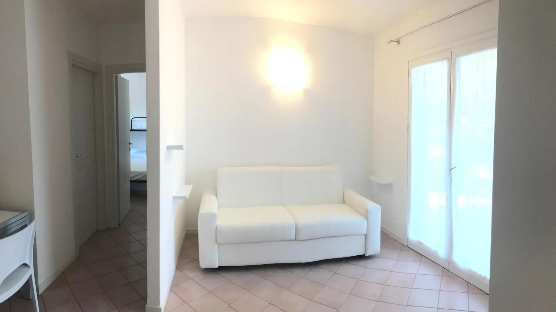 산타테레사의갈루라 Li Velieri 6 Pax Pool & Private Garden 아파트