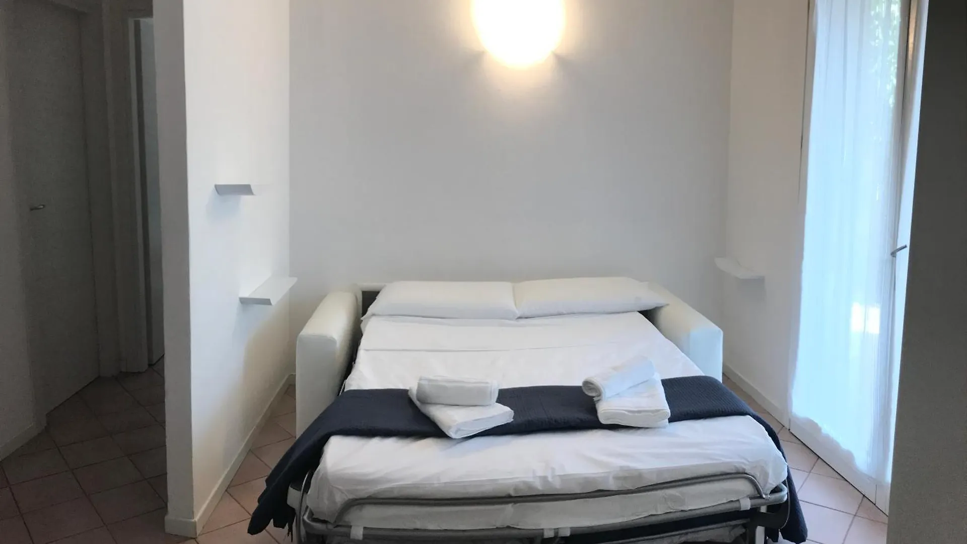 산타테레사의갈루라 Li Velieri 6 Pax Pool & Private Garden 아파트